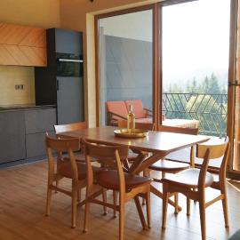 Тхаті, hotel in Yablunytsya