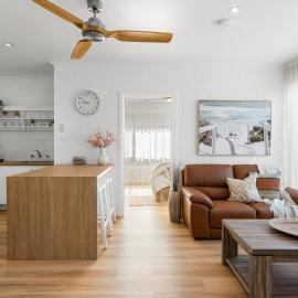 The Driftwood - Explore the Beach Life at Henley, hotel in Henley Beach