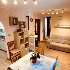 Gran Paradiso Alpine Lodge, hotel din Aosta