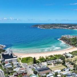 Freshwater Coastal Retreat 3BR Apartment