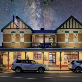 Maclean Hotel, מלון במקלין