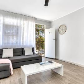 Walk to Beach And Cafes Near City And Airport, hotell sihtkohas West Beach