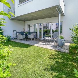 2 Bedroom Awesome Apartment In Fornebu, hotel di Fornebu