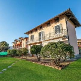 Villino Maria private garden&relax - Happy Rentals, מלון באנג'רה
