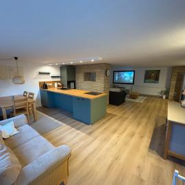 Ferienwohnung am Ith，Eschershausen的飯店