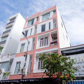 Linh Hotel And Apartment Near Beach, מלון בדה נאנג