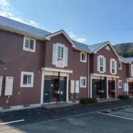 メゾンドyy寺田 アパート1室貸切 素泊まり最大6人宿泊可能 4名様まで同一料金، فندق في ياماغوتشي