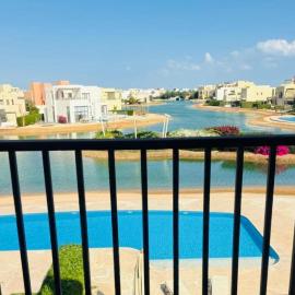 Chic condo at Tawila 1BR El Gouna, hotel in Hurghada