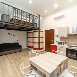 Spacious apartment with WiFi and AC & parking