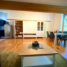 Villa Bergfrieden - Komfortable Ferienwohnungen in ruhiger Lage fur 4-6 Personen