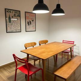 Minimalistic Cosy House 5 Min to KSL - Superhost - 8 guests