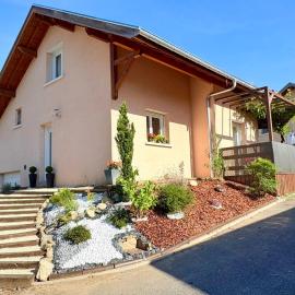 Villa entre lac et montagnes, hotel v destinácii Neuvecelle
