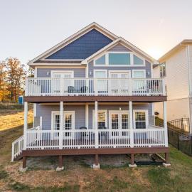 Resort Retreat Near Lake Catherine State Park