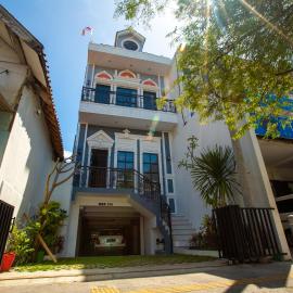 Most Kraton Malioboro Villa, hotel i Yogyakarta