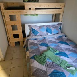 צימרים סוף העולם 1, hotell sihtkohas Ein Kinya
