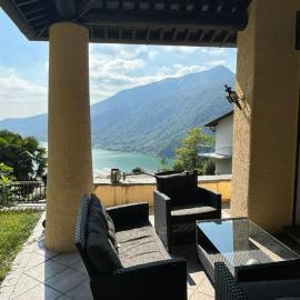 Rovio Villa lake View & Relax, Lago di Lugano 4guests, hotel a Lugano
