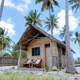 Feet-in-the-sand bungalows Mafia Island - 2354، فندق في Bweni