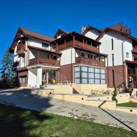 Soveja में, होटल Perla Luxury Resort