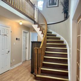 Grove Haven Retreat Budget Rooms for Workers Retirees, and Couples in Central Barrie, hotelli kohteessa Barrie