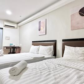 202 1B1B Nusa Bestari-Near Bkt Indah Riverview Inn, hotel in Johor Bahru