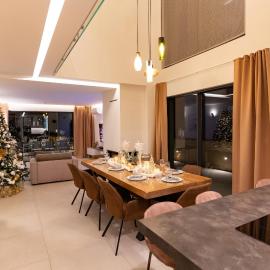 Villa AltaVista - Seaview & Relax with Heated Pool, SPA & MiniGolf, hotel em Opatija