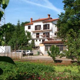 Apartments and rooms with parking space Icici, Opatija - 2315, Hotel in Ičići