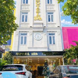 10h Hotel