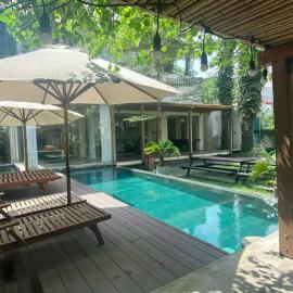 Big Promo! Pool Villa - Ha Noi - 5 Bed Room, hotel din Dai Mo
