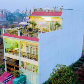 The Gulmohar Villa, hotel a Tājganj