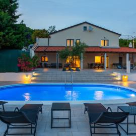 Villa Stanzia Natura Crikvenica by Villas Guide, hotel sa Bakar