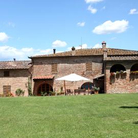 Tenuta La Santissima, hotel sa San Rocco a Pilli