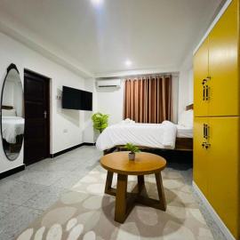 Studio Room