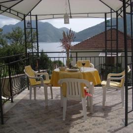 Holiday home Bokokotorski zaliv, hotel a Strp