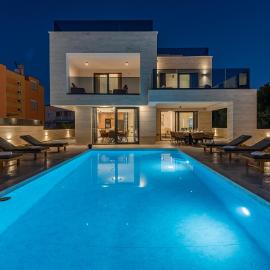 Villa Nancy, hotel a Zaton