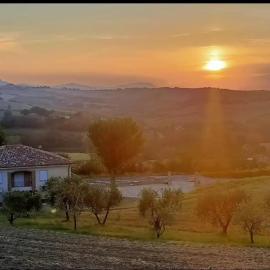 Casa Alysa Agriturismo, hotel a Tavullia