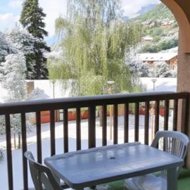 Studio sur parc proche centre et télécabine, hotel en Briançon