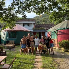 Nômades Vibe da Ilha - Adventure Hostels, hotel din Florianópolis