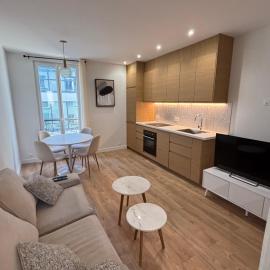 Charmant T2, hotel in Alfortville