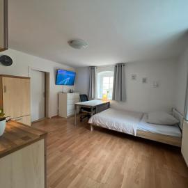 Yellow House Apartments - Top 5, hotel em Steyr