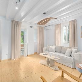Rabagas Suites - In The Heart of Sifnos, hotel a Apollonia