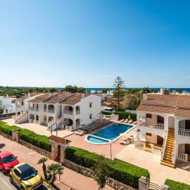 Apartamentos Mar Blanca by Mauter Villas, hotel in Cala Blanca