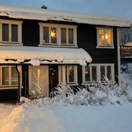 Hus i Hemsedal sentrum, nær skianlegget - 3 sov og 7 sengeplasser