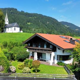 Ferienhaus AlpenVilla - mit Sauna und Sommerhörnerbahnen kostenlos