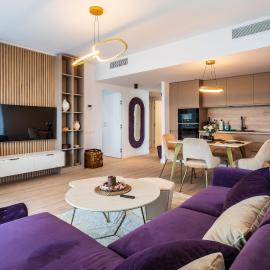 Best Residence - High-End Suites - by Solinis Homes