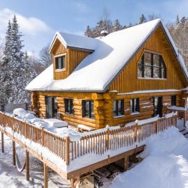 Spa & Pool table - Le Massif, hotel u gradu Saint Adolphe D'Howard