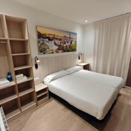 Hostal BESTPRICE Barcelona Stadium, hotel din Barcelona