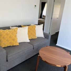 Cosy Self-Contained Flat, hotel in Porirua