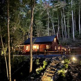 Starry Nights in the Smokey Mountains w Hot Tub and Pet Friendly, Hotel in Elizabethton