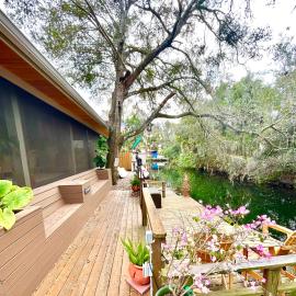 Natures Nest Waterfront, hotel in Homosassa
