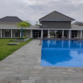 Golden Sleep Villa Tenayan Homestay Near Mal Pekanbaru, hotel in Pekanbaru